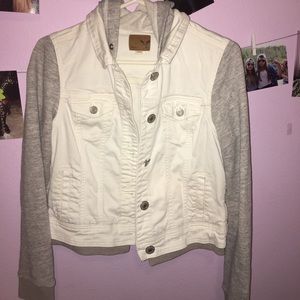 White denim jacket/ sweatshirt